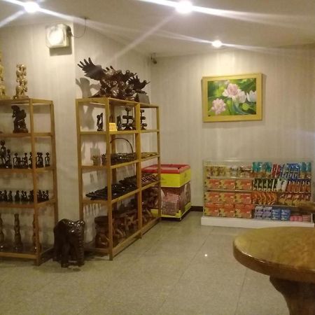 Hotel Asuncion Laoag Buitenkant foto